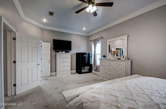 10010 Hwy 427, Philadelphia, MS 39350