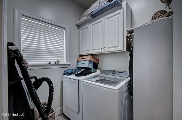 10010 Hwy 427, Philadelphia, MS 39350