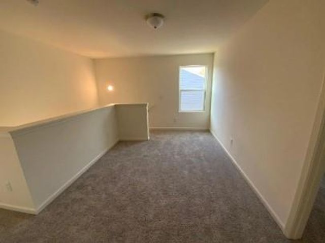 976 Feldman, Loganville, GA 30052