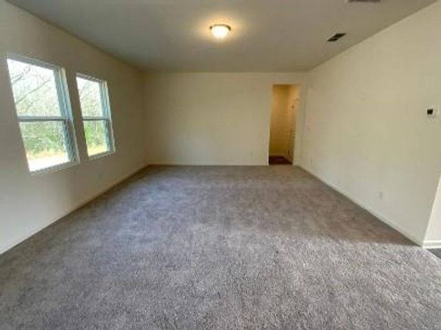 976 Feldman, Loganville, GA 30052