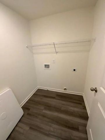 976 Feldman, Loganville, GA 30052