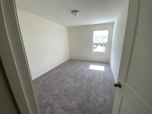 976 Feldman, Loganville, GA 30052