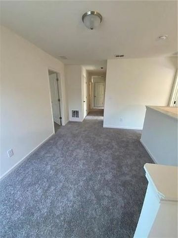 976 Feldman, Loganville, GA 30052