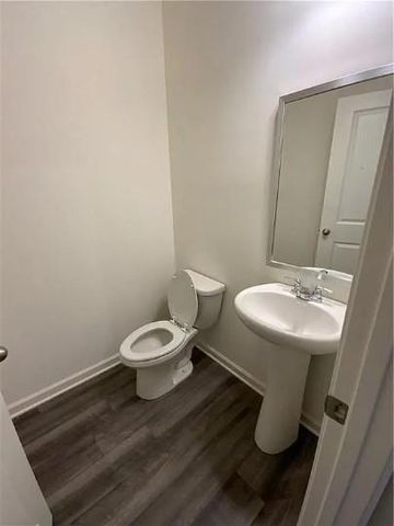 976 Feldman, Loganville, GA 30052