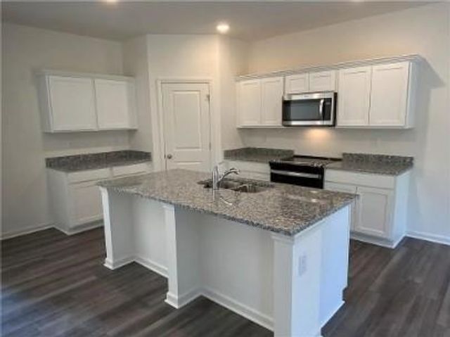 976 Feldman, Loganville, GA 30052