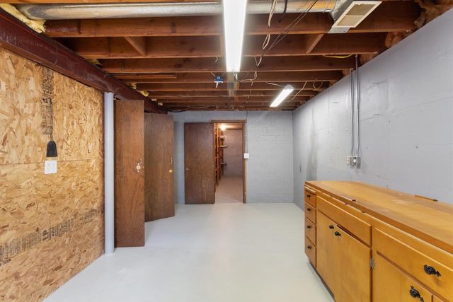 2221 Hickory Street, Cross Plains, WI 53528