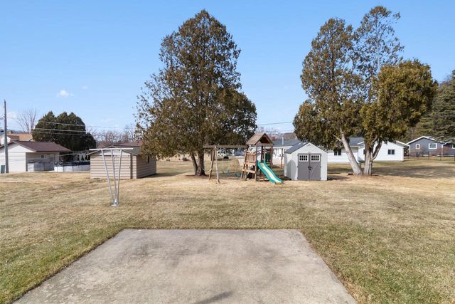 2221 Hickory Street, Cross Plains, WI 53528