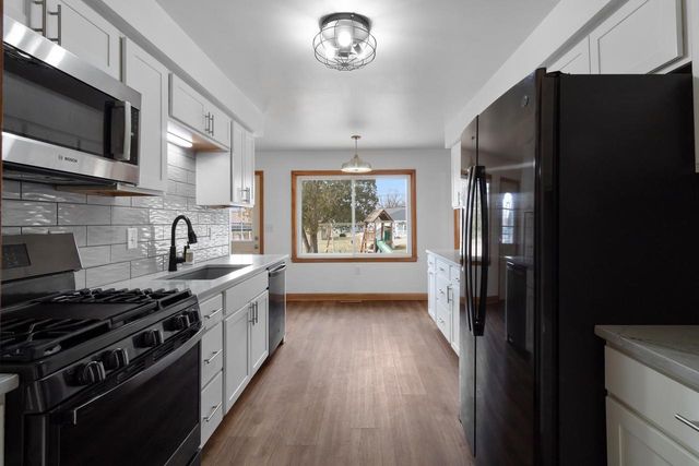 2221 Hickory Street, Cross Plains, WI 53528