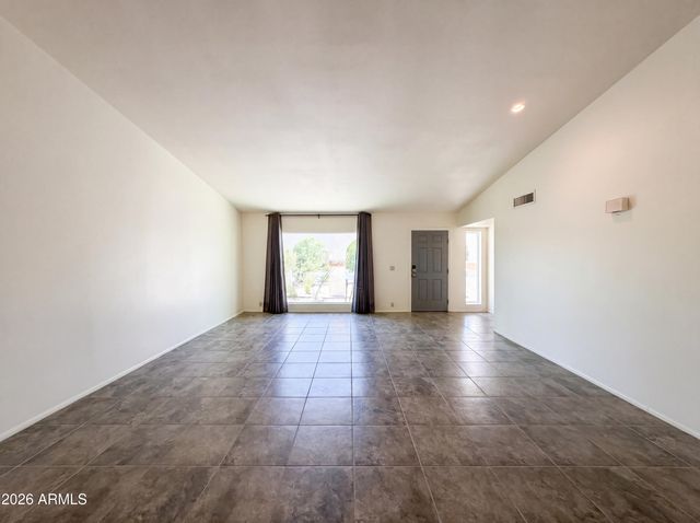 2346 E MESCAL Street, Phoenix, AZ 85028