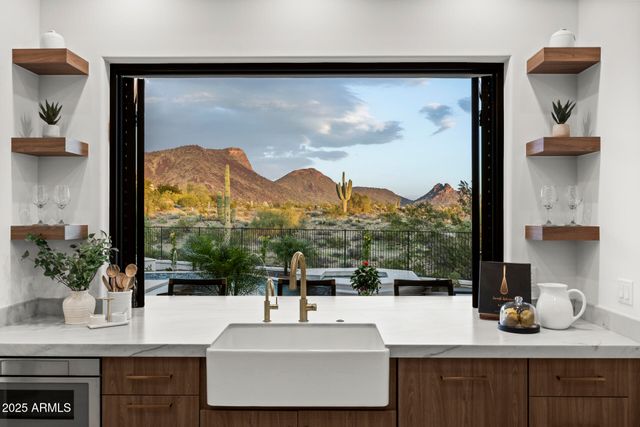 9405 N 129TH Place, Scottsdale, AZ 85259