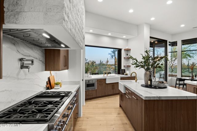 9405 N 129TH Place, Scottsdale, AZ 85259