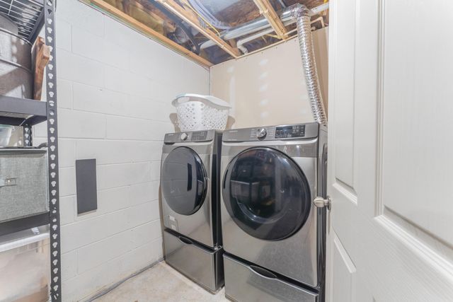 6482 Ash Rock Circle, Westerville, OH 43081