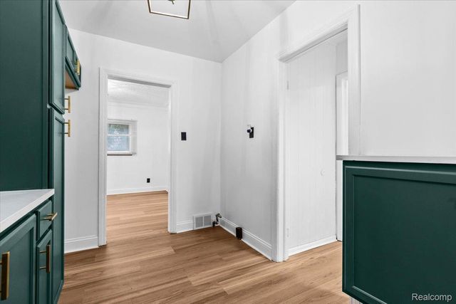 18061 Kentucky Street, Detroit, MI 48221