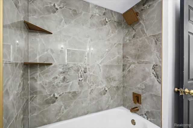 18061 Kentucky Street, Detroit, MI 48221