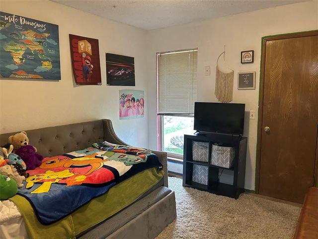 12008 SW 4th Street, Yukon, OK 73099