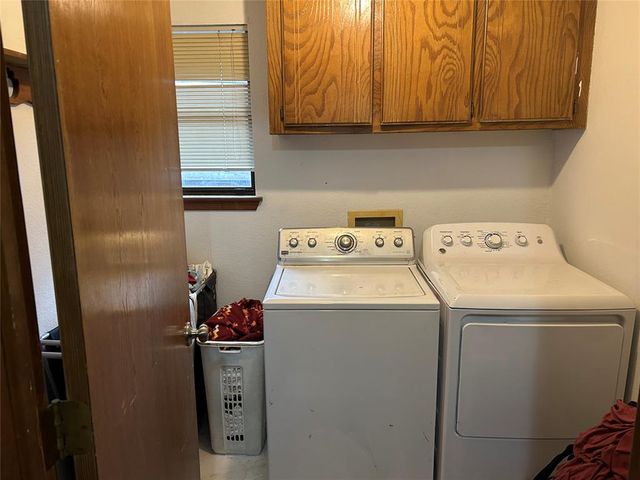 12008 SW 4th Street, Yukon, OK 73099
