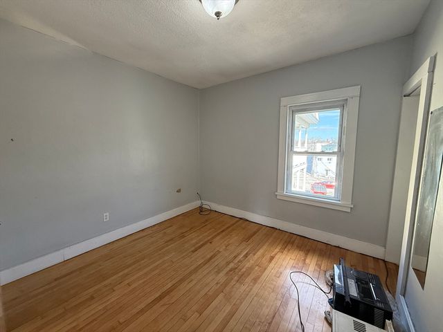 1 E Park Terrace 3, Worcester, MA 01604