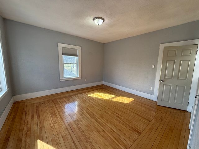 1 E Park Terrace 3, Worcester, MA 01604