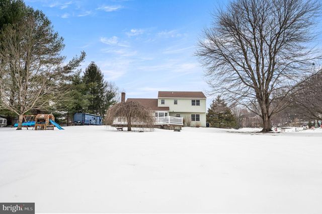 27 WINDLE CT, Coatesville, PA 19320