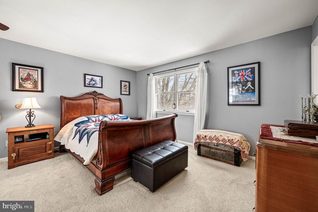 27 WINDLE CT, Coatesville, PA 19320