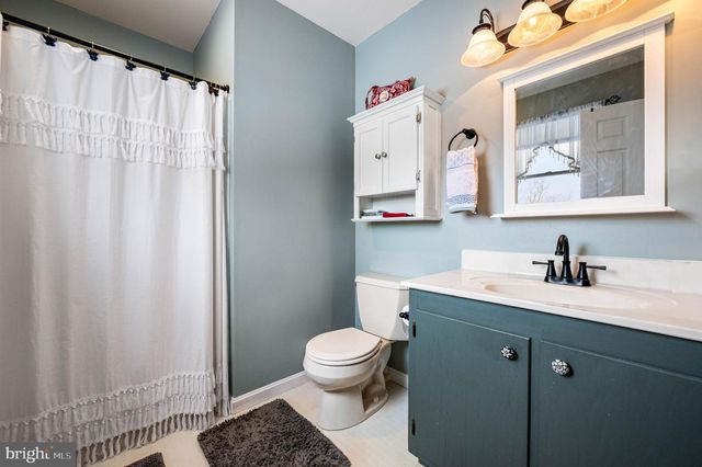 27 WINDLE CT, Coatesville, PA 19320