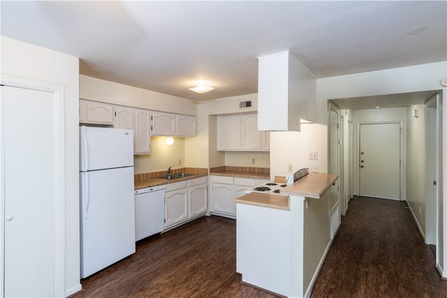 811 Yegua Street 3, Bryan, TX 77801