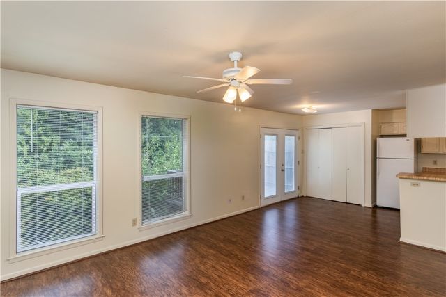 811 Yegua Street 3, Bryan, TX 77801