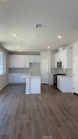 40718 Melrose Dr, Temecula, CA 92591