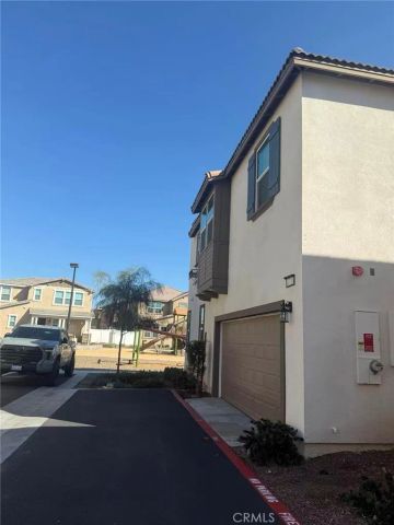 40718 Melrose Dr, Temecula, CA 92591