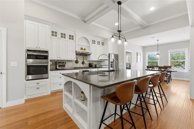 642 Chama TRCE, Dripping Springs, TX 78620