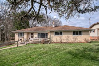 1757 Brodhead Rd, Moon/crescent Twp, PA 15108