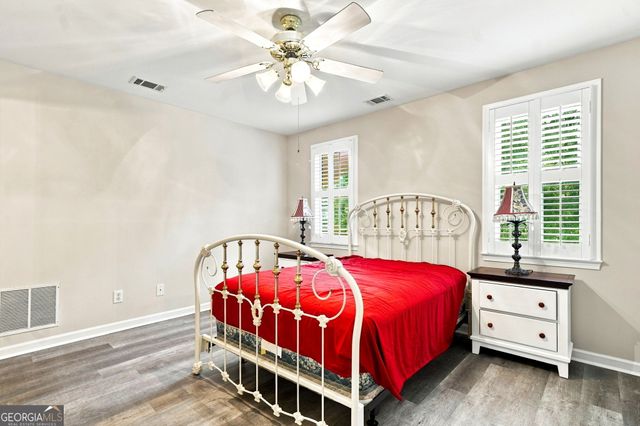330 Wagon Trail, Woodstock, GA 30188