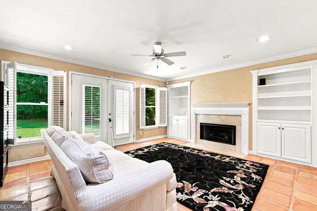 330 Wagon Trail, Woodstock, GA 30188