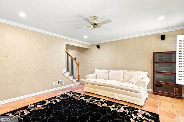 330 Wagon Trail, Woodstock, GA 30188