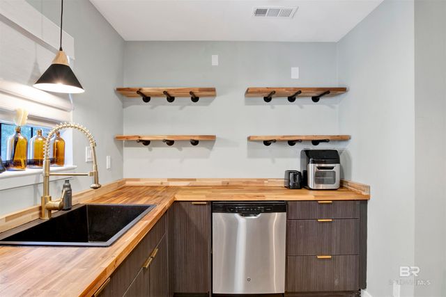 5768 Heritage Drive, Bon Secour, AL 36511