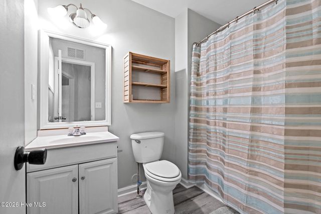 159 NW 9th Street, Oak Island, NC 28465