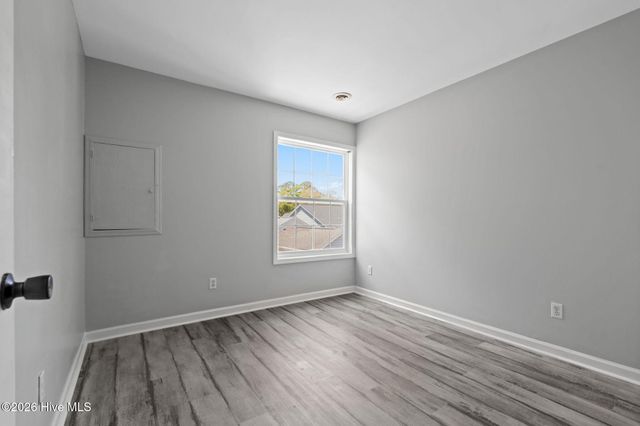 159 NW 9th Street, Oak Island, NC 28465