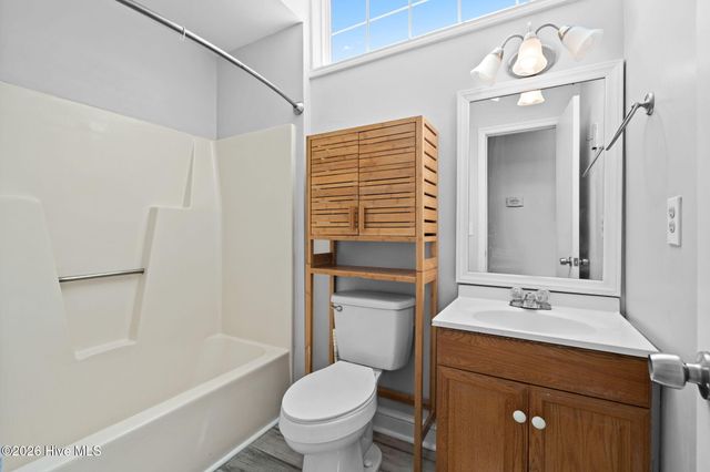 159 NW 9th Street, Oak Island, NC 28465