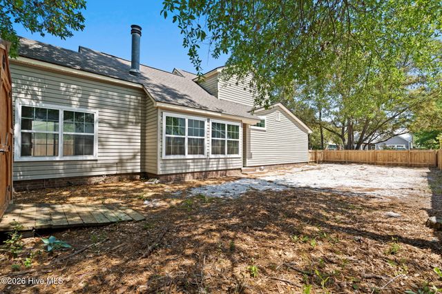 159 NW 9th Street, Oak Island, NC 28465