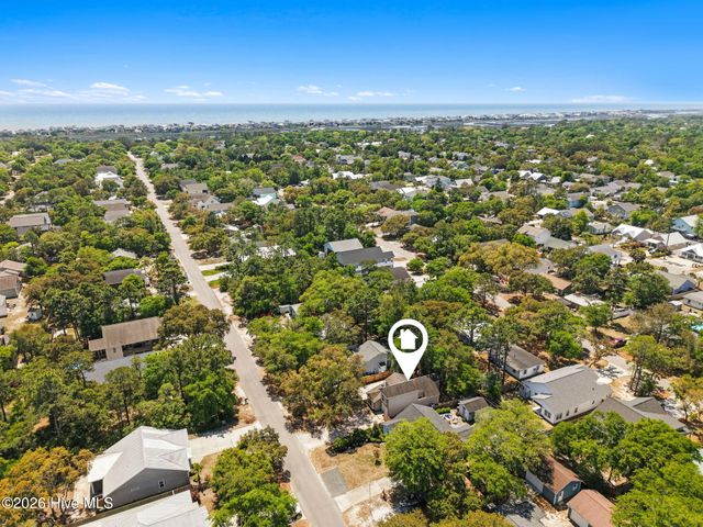 159 NW 9th Street, Oak Island, NC 28465