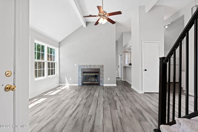 159 NW 9th Street, Oak Island, NC 28465