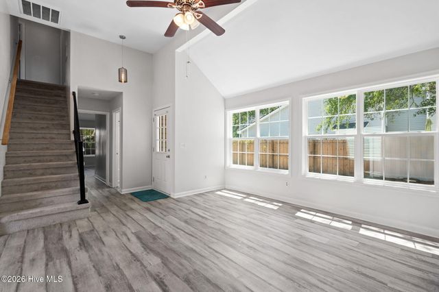 159 NW 9th Street, Oak Island, NC 28465