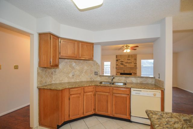 3015 Sam Houston Drive, Sugar Land, TX 77479