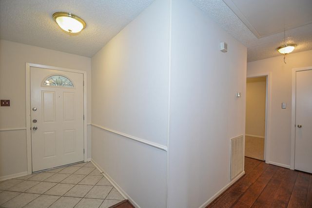 3015 Sam Houston Drive, Sugar Land, TX 77479