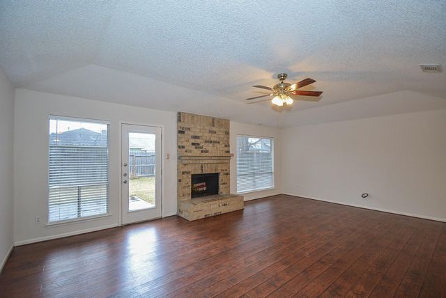 3015 Sam Houston Drive, Sugar Land, TX 77479