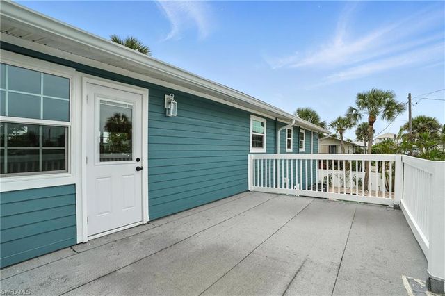 4880 Coquina RD, Fort Myers Beach, FL 33931
