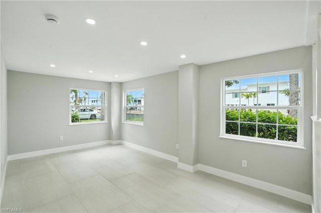 4880 Coquina RD, Fort Myers Beach, FL 33931