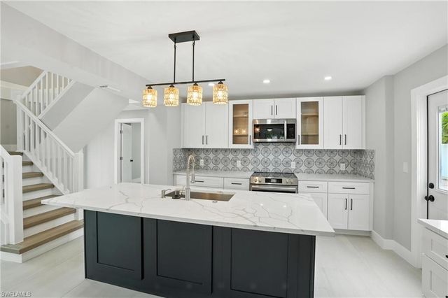 4880 Coquina RD, Fort Myers Beach, FL 33931