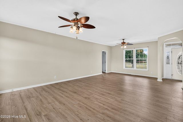 2361 Willard Road, Wallace, NC 28466