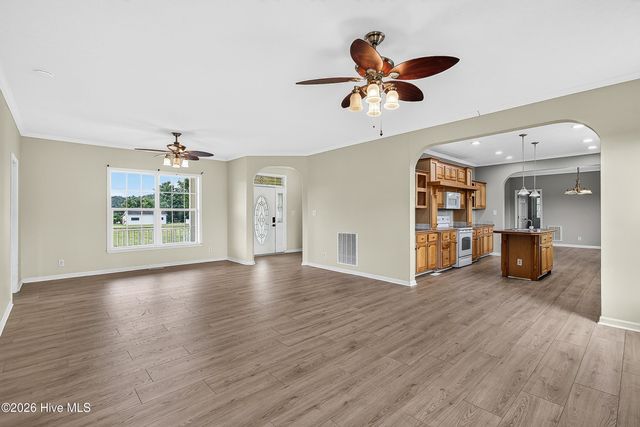 2361 Willard Road, Wallace, NC 28466